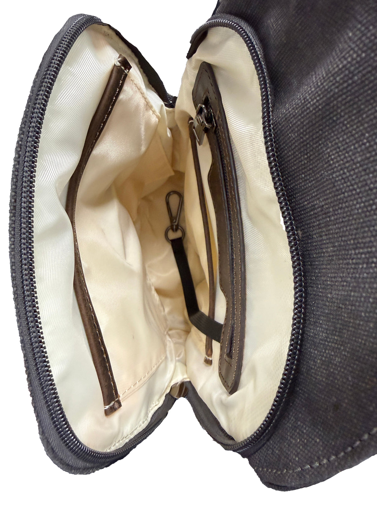 Concealed Carry Colt Canvas Sling in Slate – interior view