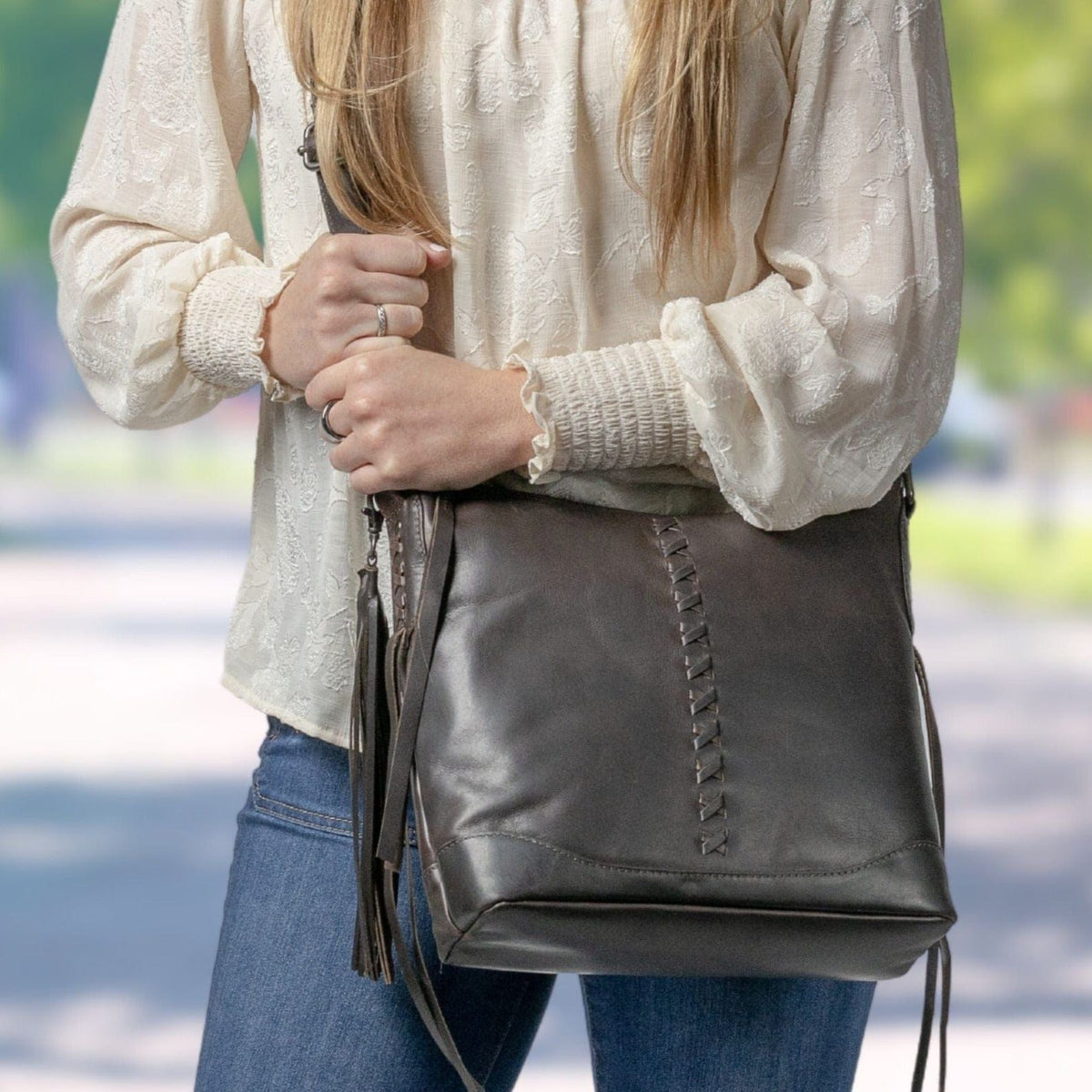 Concealed Carry Blake Leather Crossbody in Gray – additional view 2